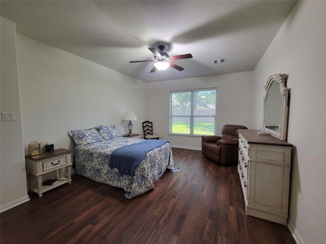 1835 Pembrook Circle, Conroe, TX 77301