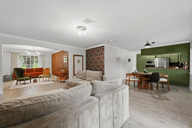 15810 Acapulco Drive, Jersey Village, TX 77040