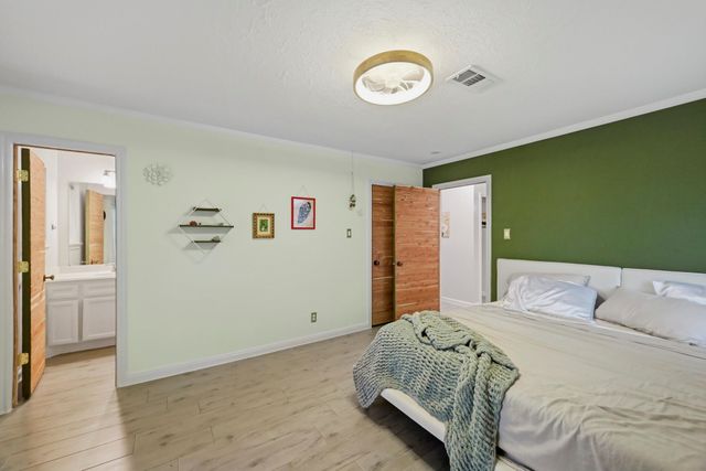 15810 Acapulco Drive, Jersey Village, TX 77040