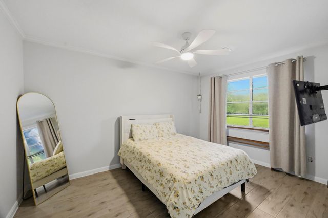 15810 Acapulco Drive, Jersey Village, TX 77040