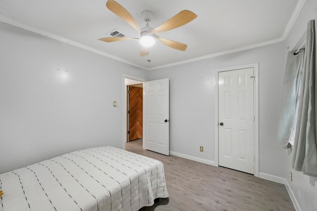 15810 Acapulco Drive, Jersey Village, TX 77040