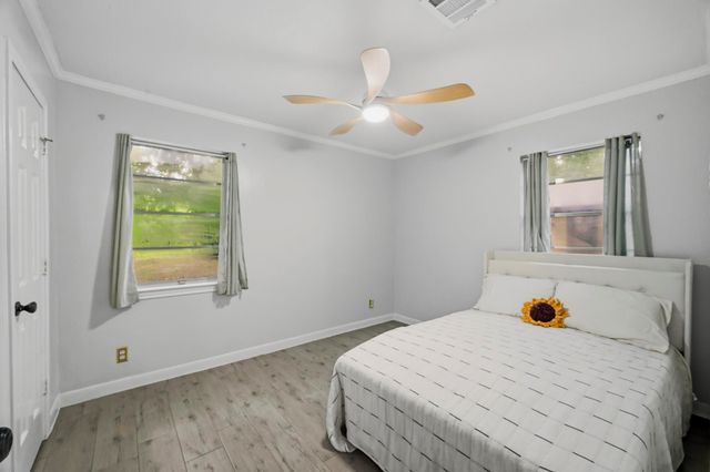 15810 Acapulco Drive, Jersey Village, TX 77040