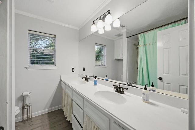 15810 Acapulco Drive, Jersey Village, TX 77040