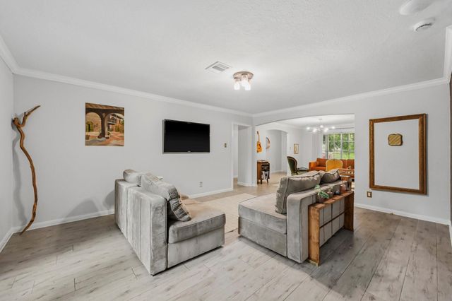 15810 Acapulco Drive, Jersey Village, TX 77040