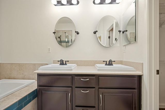 6924 Copper Glen Cir, Roseville, CA 95678