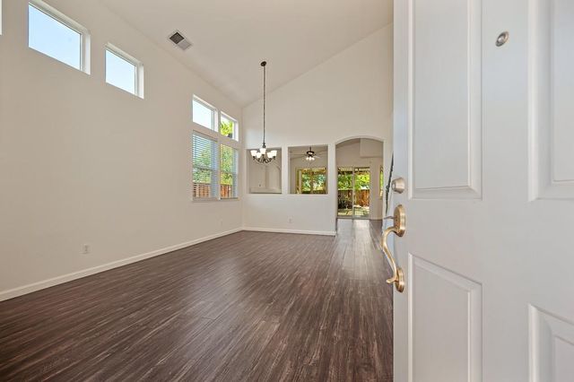 6924 Copper Glen Cir, Roseville, CA 95678