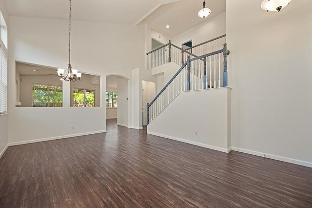 6924 Copper Glen Cir, Roseville, CA 95678