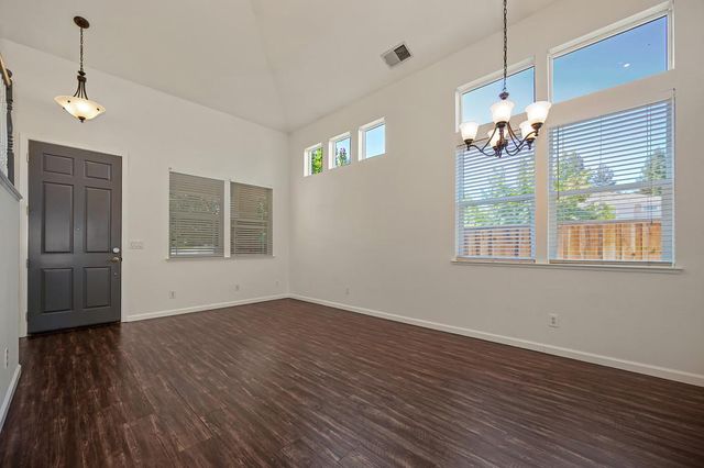 6924 Copper Glen Cir, Roseville, CA 95678