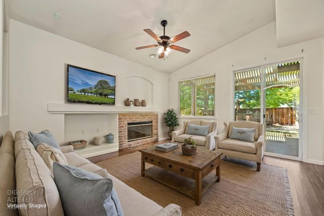 6924 Copper Glen Cir, Roseville, CA 95678