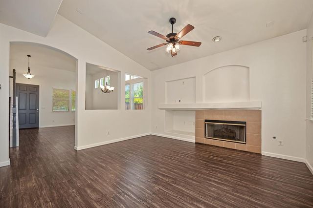 6924 Copper Glen Cir, Roseville, CA 95678