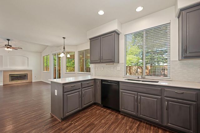 6924 Copper Glen Cir, Roseville, CA 95678