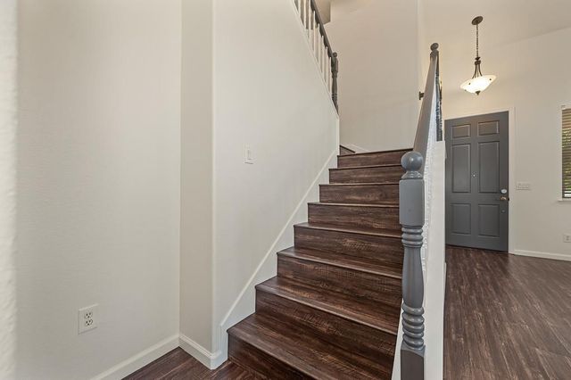 6924 Copper Glen Cir, Roseville, CA 95678