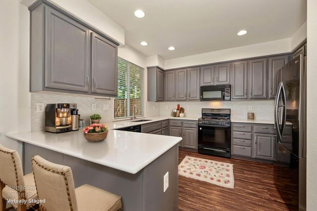 6924 Copper Glen Cir, Roseville, CA 95678