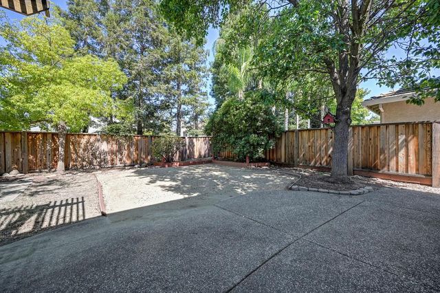 6924 Copper Glen Cir, Roseville, CA 95678