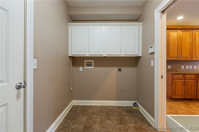 6201 Cherry Grove Court, Georgetown, IN 47122