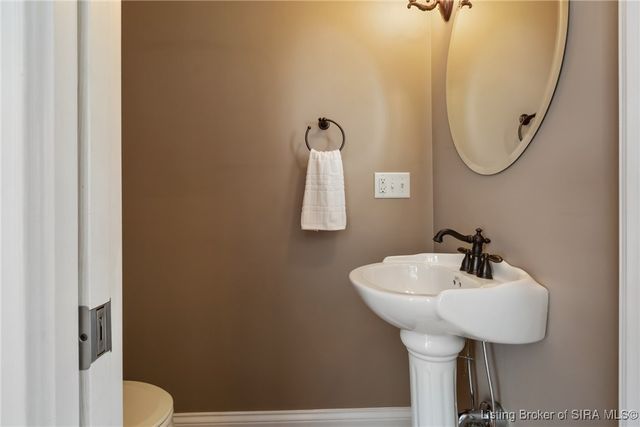 6201 Cherry Grove Court, Georgetown, IN 47122