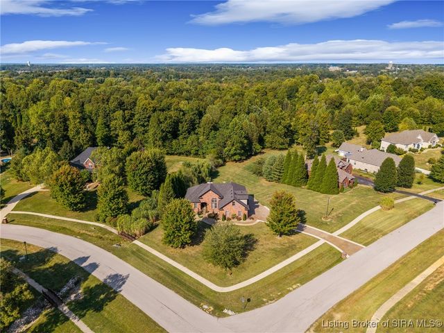 6201 Cherry Grove Court, Georgetown, IN 47122