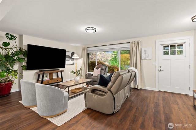 7041 67th Street NW, Gig Harbor, WA 98335