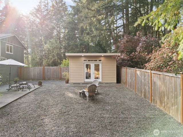 7041 67th Street NW, Gig Harbor, WA 98335