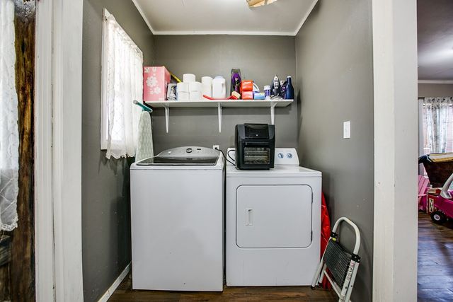 406 Largent Avenue, Ballinger, TX 76821