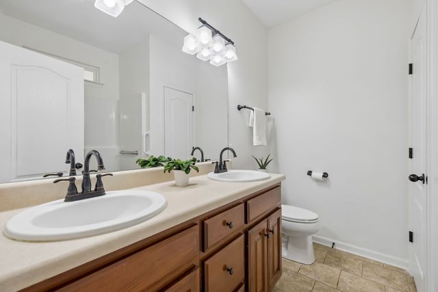 602 Indian Ridge Cir, White House, TN 37188