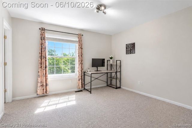 425 Cherry Grove Lane, Walled Lake, MI 48390
