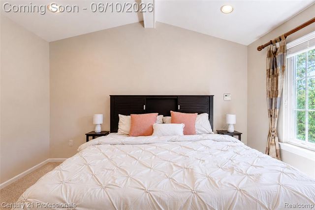 425 Cherry Grove Lane, Walled Lake, MI 48390