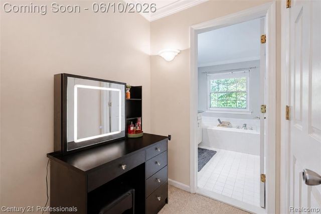 425 Cherry Grove Lane, Walled Lake, MI 48390