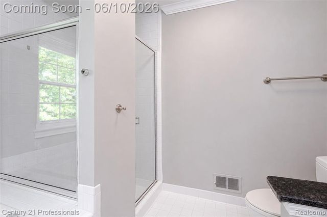 425 Cherry Grove Lane, Walled Lake, MI 48390
