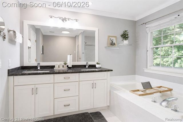 425 Cherry Grove Lane, Walled Lake, MI 48390