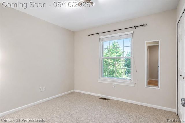 425 Cherry Grove Lane, Walled Lake, MI 48390