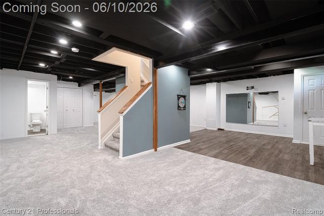 425 Cherry Grove Lane, Walled Lake, MI 48390