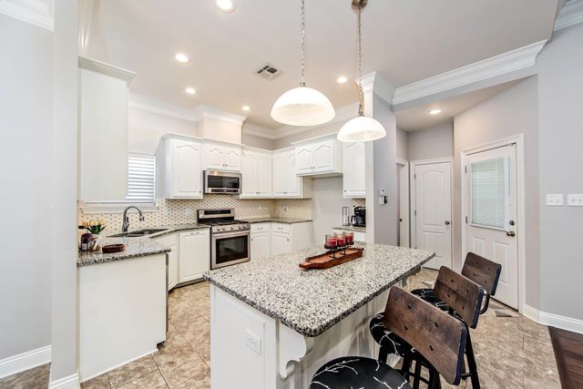 151 Rue Claudet, Lockport, LA 70374