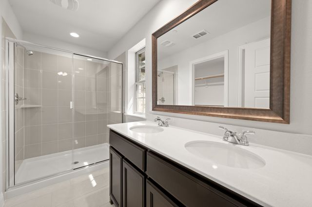 656 Sandiford Court, Mansfield, TX 76063