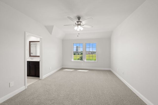 656 Sandiford Court, Mansfield, TX 76063