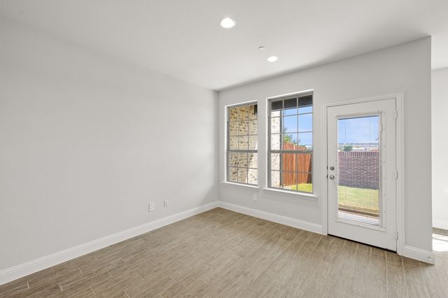 656 Sandiford Court, Mansfield, TX 76063