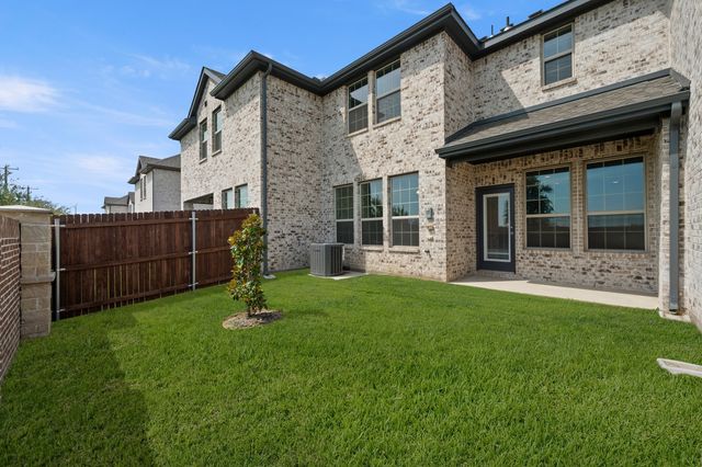 656 Sandiford Court, Mansfield, TX 76063