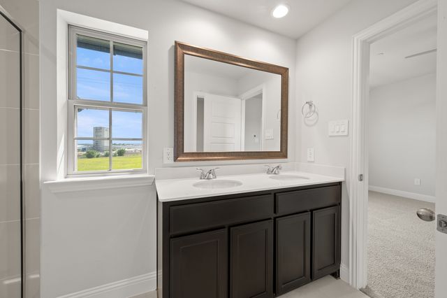 656 Sandiford Court, Mansfield, TX 76063