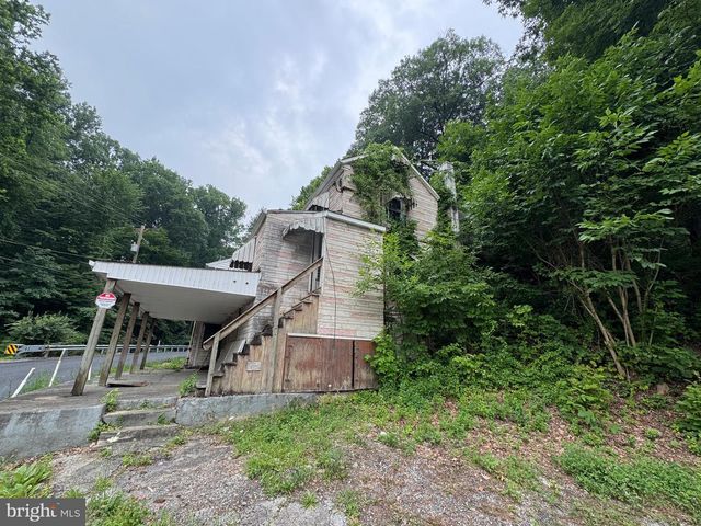 492 HEPHZIBAH HILL RD, Coatesville, PA 19320