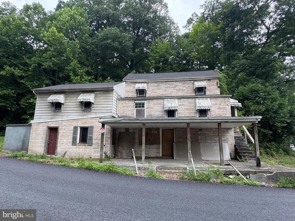 492 HEPHZIBAH HILL RD, Coatesville, PA 19320
