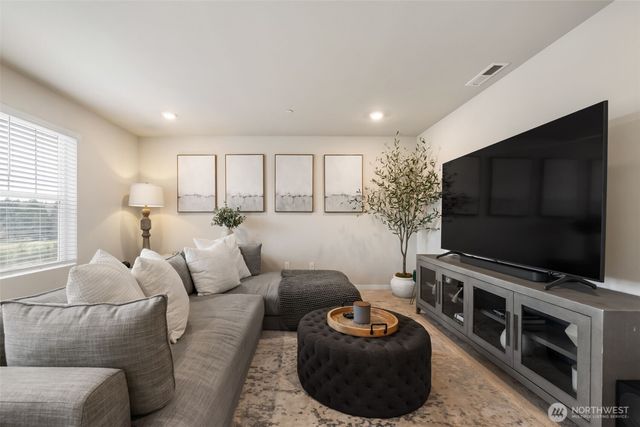 507 186th PL SW, Bothell, WA 98012