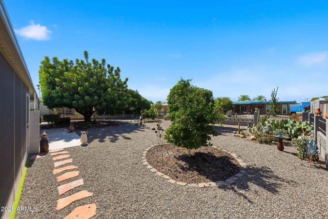 9714 W BROKENSTONE Drive, Sun City, AZ 85351