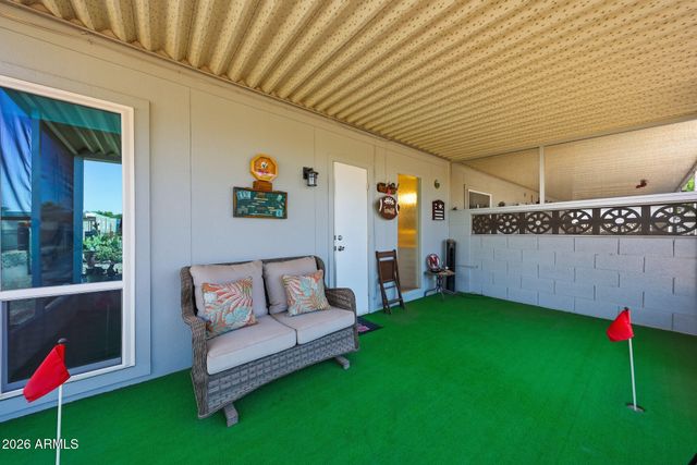 9714 W BROKENSTONE Drive, Sun City, AZ 85351