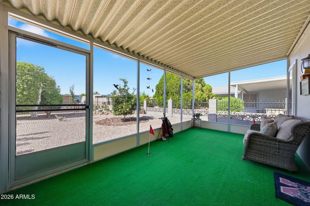 9714 W BROKENSTONE Drive, Sun City, AZ 85351