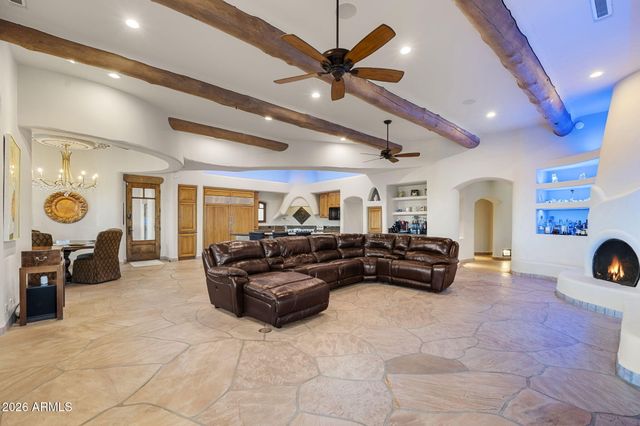 22225 N DOBSON Road, Scottsdale, AZ 85255