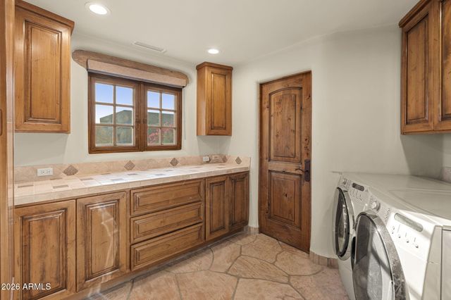22225 N DOBSON Road, Scottsdale, AZ 85255