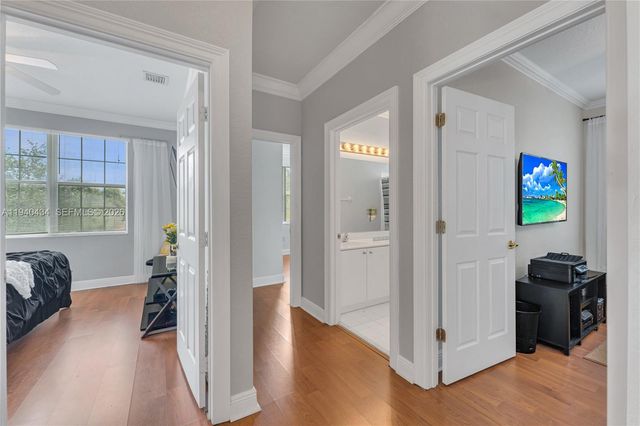 19500 SW 39th Ct, Miramar, FL 33029