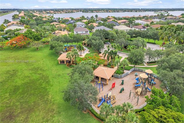 19500 SW 39th Ct, Miramar, FL 33029