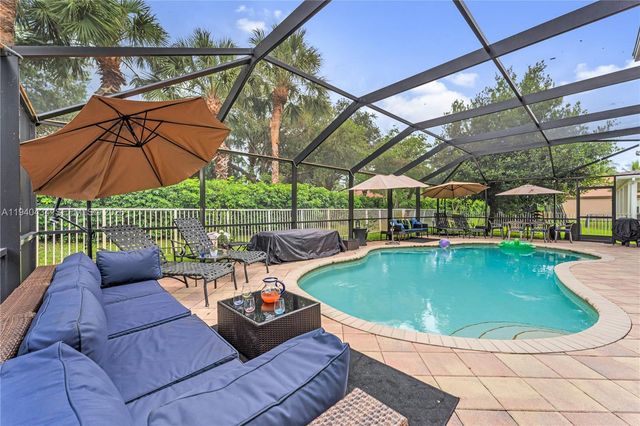 19500 SW 39th Ct, Miramar, FL 33029