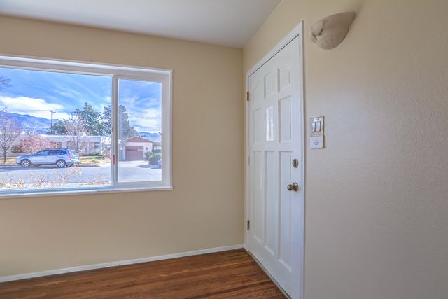 3601 Mary Ellen Street NE, Albuquerque, NM 87111